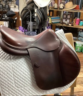 2019 Devoucoux Biarritz 0 Jump Saddle - 17.5
