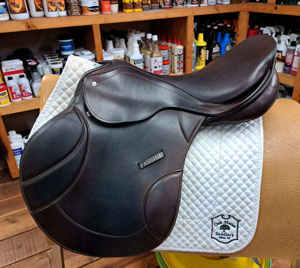 Passier Ingrid Klimke Jump Saddle 18"