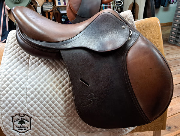 2022 Antares Spooner Jump Saddle 17"