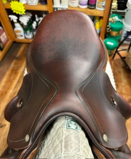 2013 Devoucoux Haurra Monoflap Jump Saddle - 16.5"