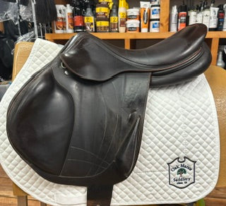 2022 Arion Atlas Monoflap Jump Saddle - 17.5"