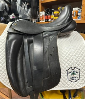 2021 Black Country Vinici X Dressage Saddle - 17.5"
