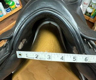 2014 Stubben D Genesis CL Dressage Saddle - 17.5"