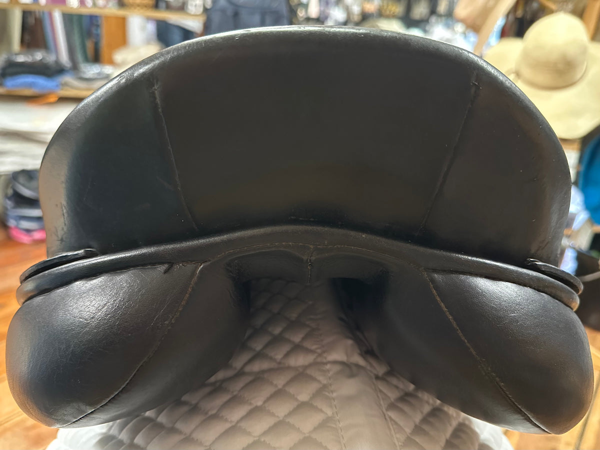 2008 Custom Advantage Dressage Saddle - 17"