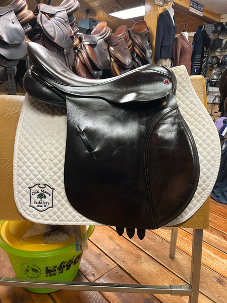 Albion Legend Dressage/All Purpose Saddle 17.5"