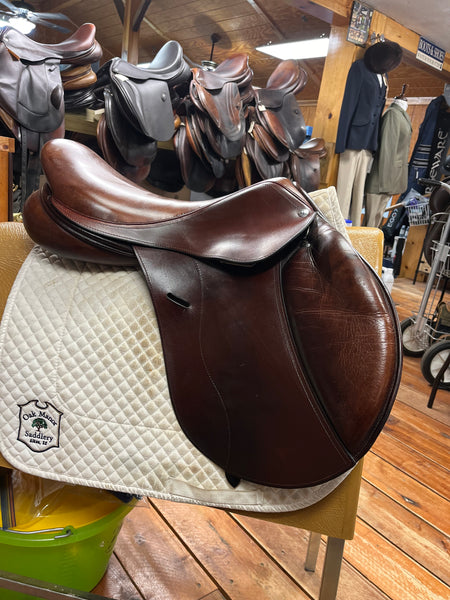 2014 Aires de Haute Jump Saddle- 17.5"