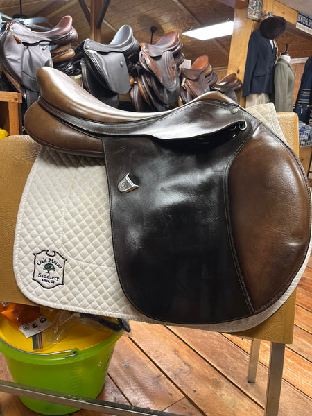 2019 Bates Caprilli Jump Saddle- 18"