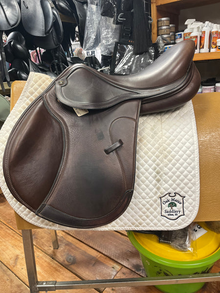 2019 Circuit Jump Saddle- 17"