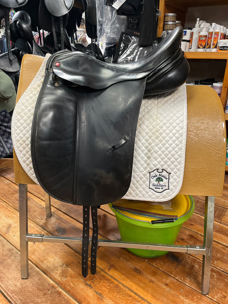 Albion SL Dressage Saddle - 17.5"