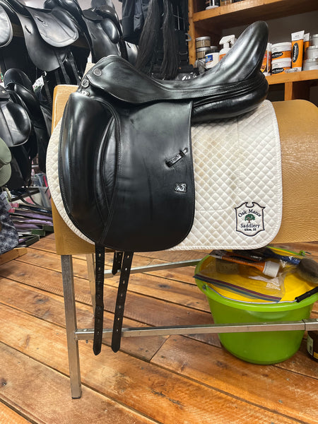 2017 Prestige X-D2K LUX Dressage Saddle - 18"