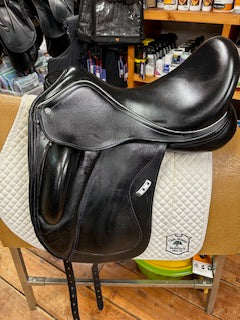 2020 Custom Saddlery Wolfgang Solo Dressage Saddle - 17.5"