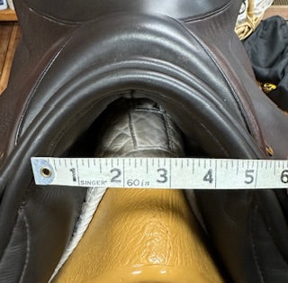 Black Country Jump Saddle - 17"