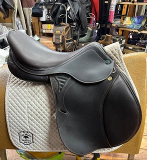 2019 Prestige Versailles Jump Saddle 17"