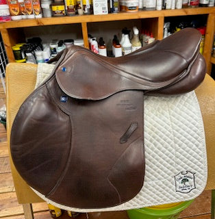 2024 Stubben Portos Jump Saddle - 18"