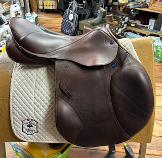 2024 Stubben Portos Jump Saddle - 18"