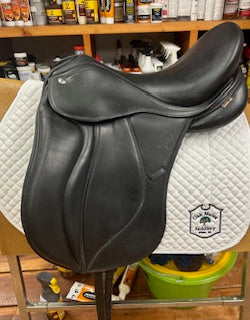 MacRider Lexington Dressage Saddle - 17.5"