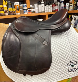 2022 Bates Jump Saddle - 17"