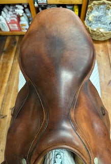 2009 Devoucoux Barritz Jump Saddle - 18.5