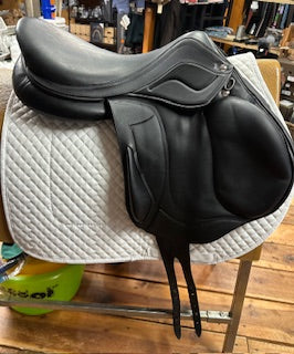 2017 Devoucoux Chiberta Monoflap Jump Saddle - 18"