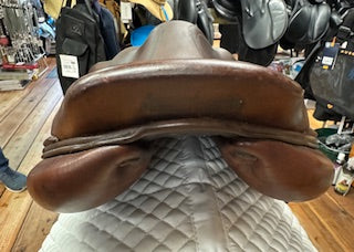 2012 Antares Monoflap Jump Saddle - 17.5"