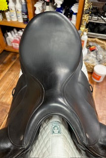 2013 Voltaire Adelaide Dressage Saddle - 18.5