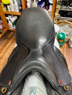 Albion Kontact Lite Monoflap Jump Saddle - 18"