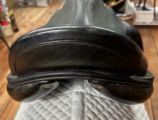 Custom Saddlery Dressage Saddle - 18"