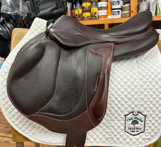 2021 Devoucoux Chiberta Lab Monoflap Jump Saddle - 18.5"