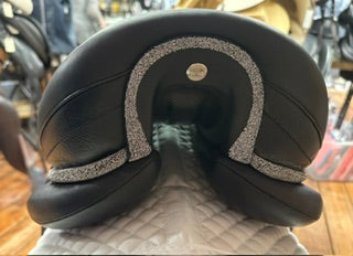 2020 Devoucoux Makila Harmonie Monoflap Dressage Saddle - 17.5"