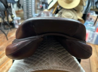 2018 Antares Classique Jump Saddle - 18"