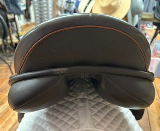 Black Country Wexford Jump Saddle - 18.5"