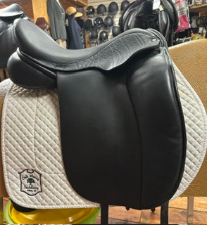2022 Hulsebos WB4 Dressage Saddle - 17.5"