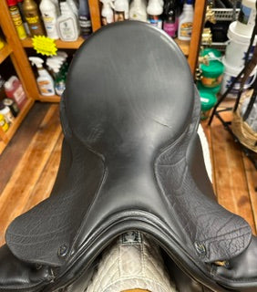 2022 Hulsebos WB4 Dressage Saddle - 17.5"